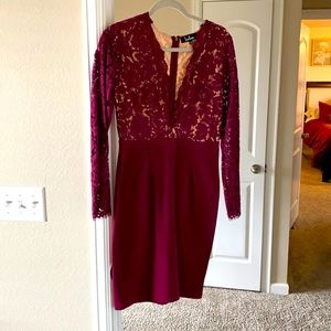 Lulu lace dress Size L